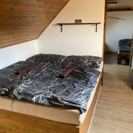 Apartamento V Podkrovi Jindřichŭv Hradec
